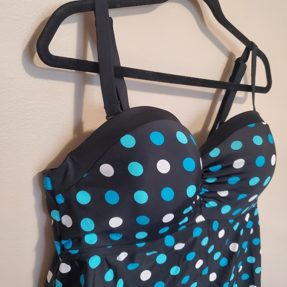 Balconette Underwire Tankini Top - Picture 3 of 7